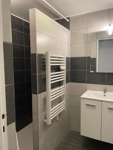 Maison Avec Jardin A 8 Min De L'Aeroport Saint-Victoret Holiday home